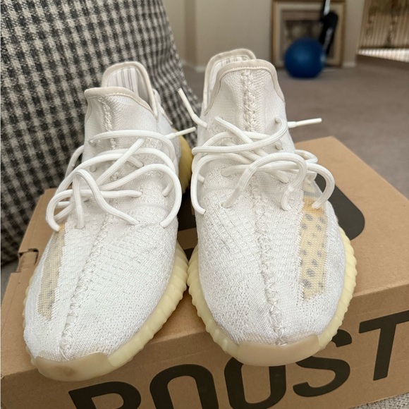 adidas Yeezy Boost 350 V2 bone